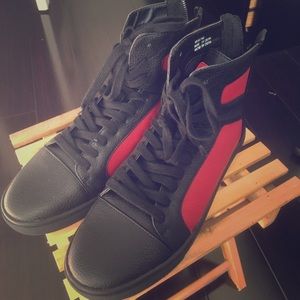 Hi-Top Leather Shoes (Brand New)