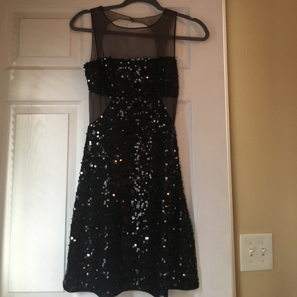 BCBG black sequin lia dress🙊