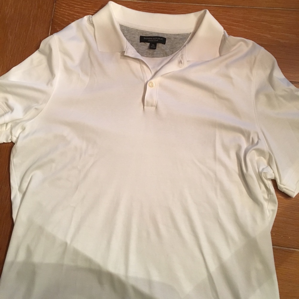 Banana Republic men's polo shirt