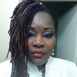 Meet your Posher, Jacqueline