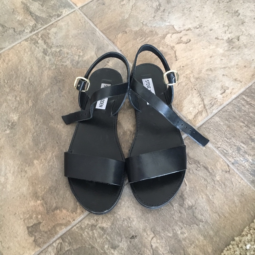 Steve Madden sandals