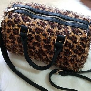 LARGE ANIMAL PRINT HANDBAG