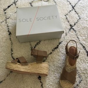 Sole Society Audrina flatform espadrille in Taupe