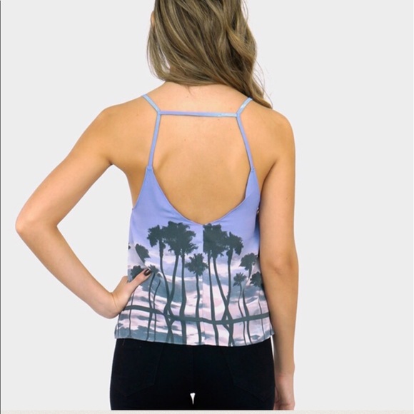 Sale ⬇️ Lilac Palm Tree Sky Top - Picture 3 of 4
