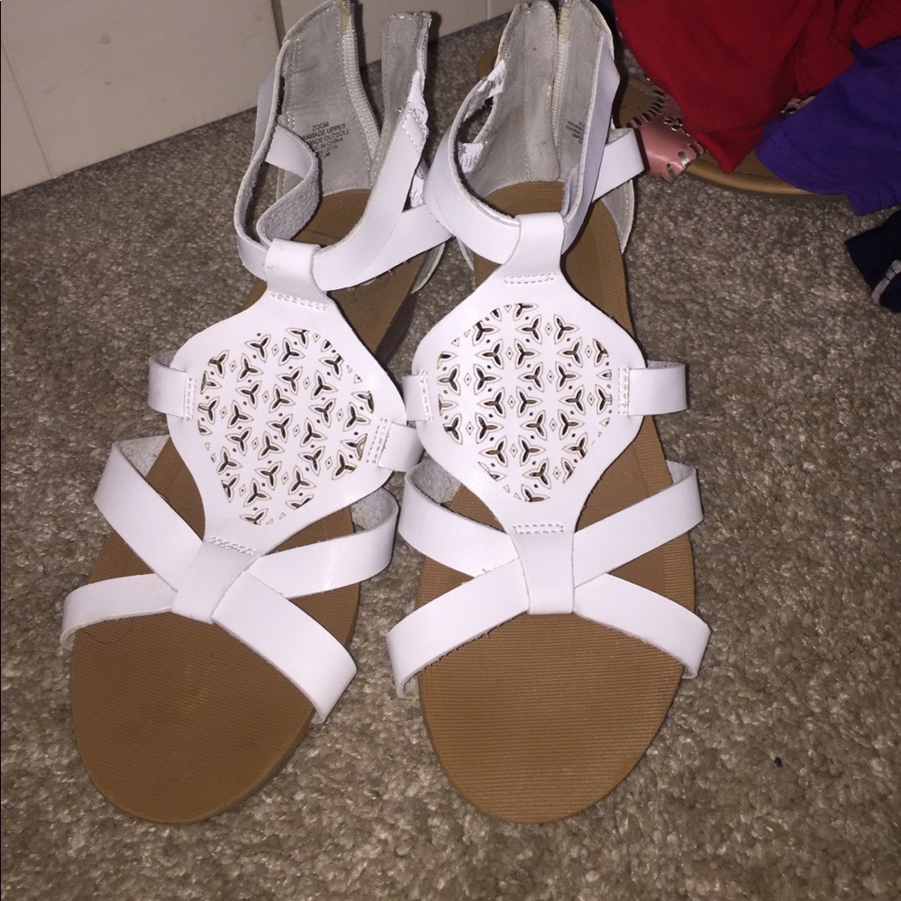 1 inch White Sandals