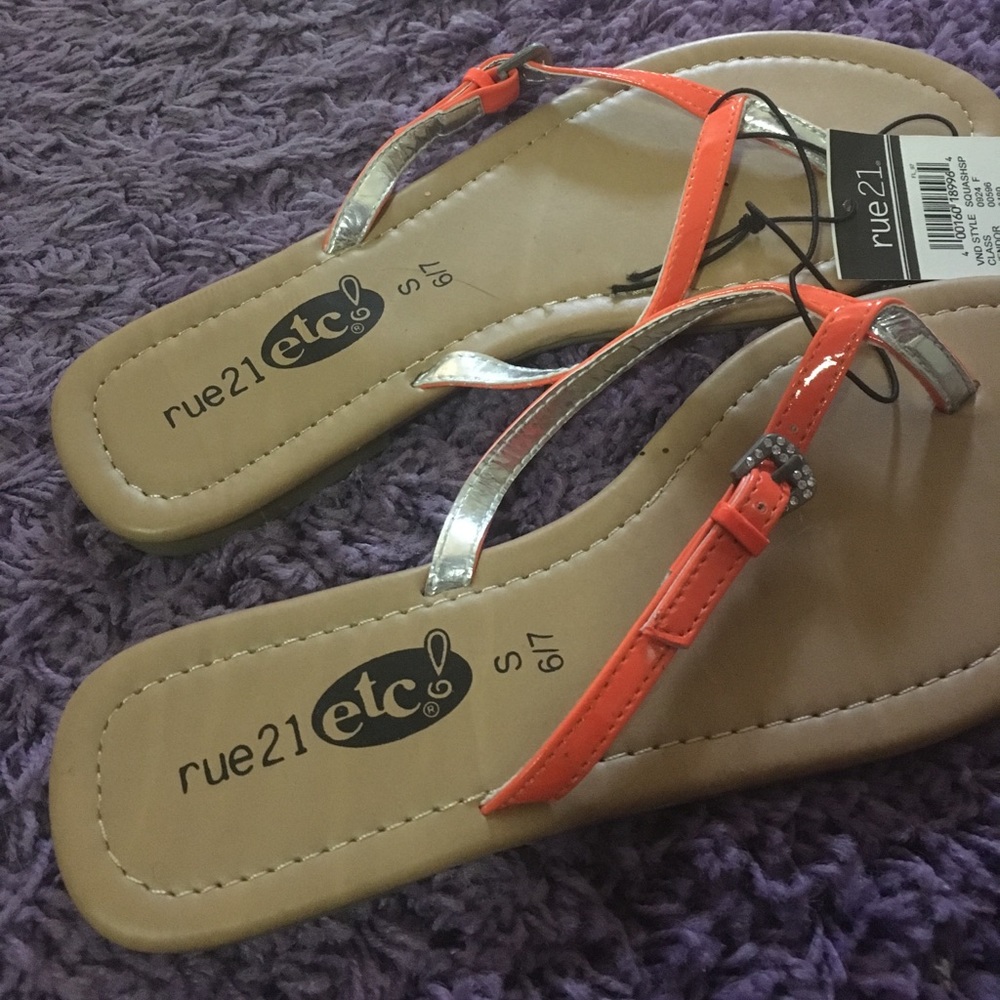 Sandals - Picture 2 of 2