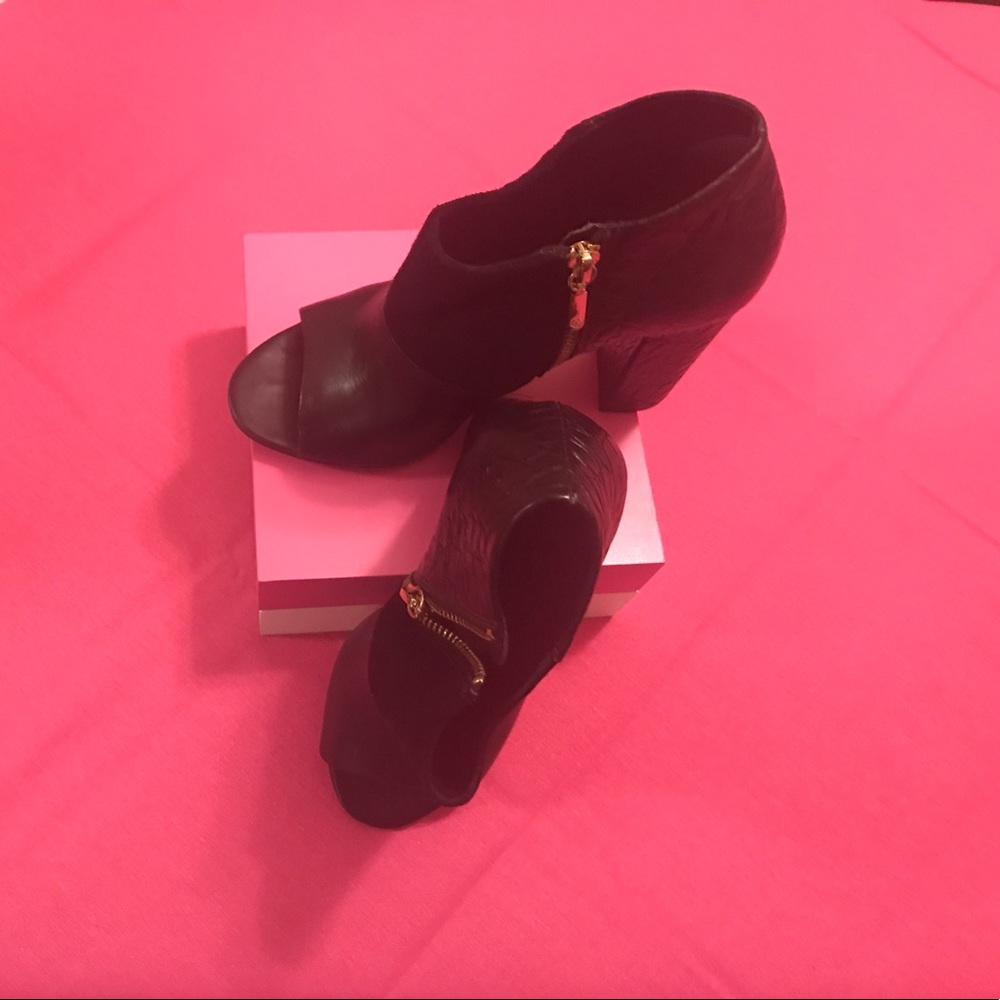 Trina Turk shoes