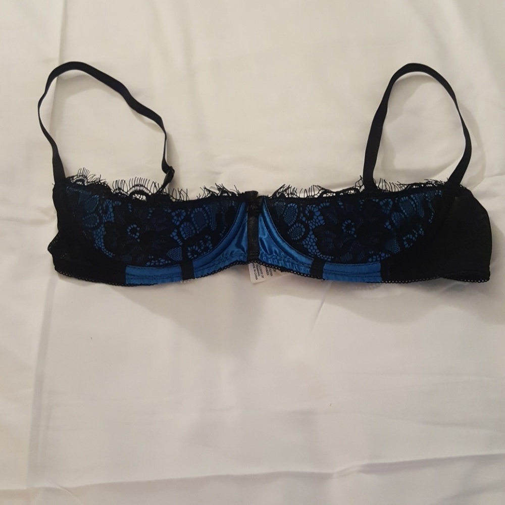 Fredricks of Hollywood shelf bra