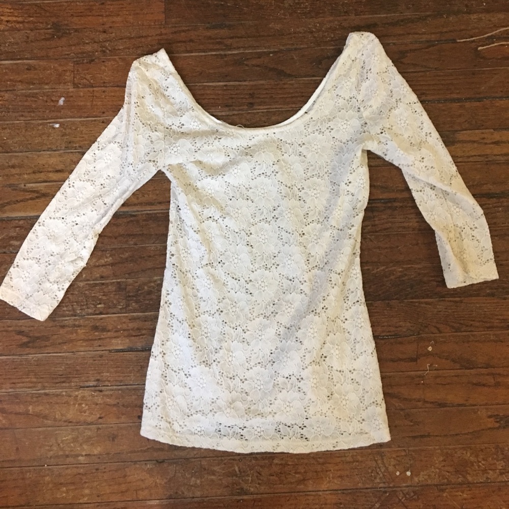 3/4 sleeve off-white top