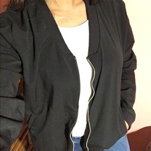 Lightweight Black Bomber Jacket  🖤
