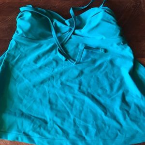 Women's tankini swimsuit