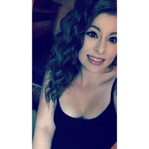 Meet your Posher, Shae