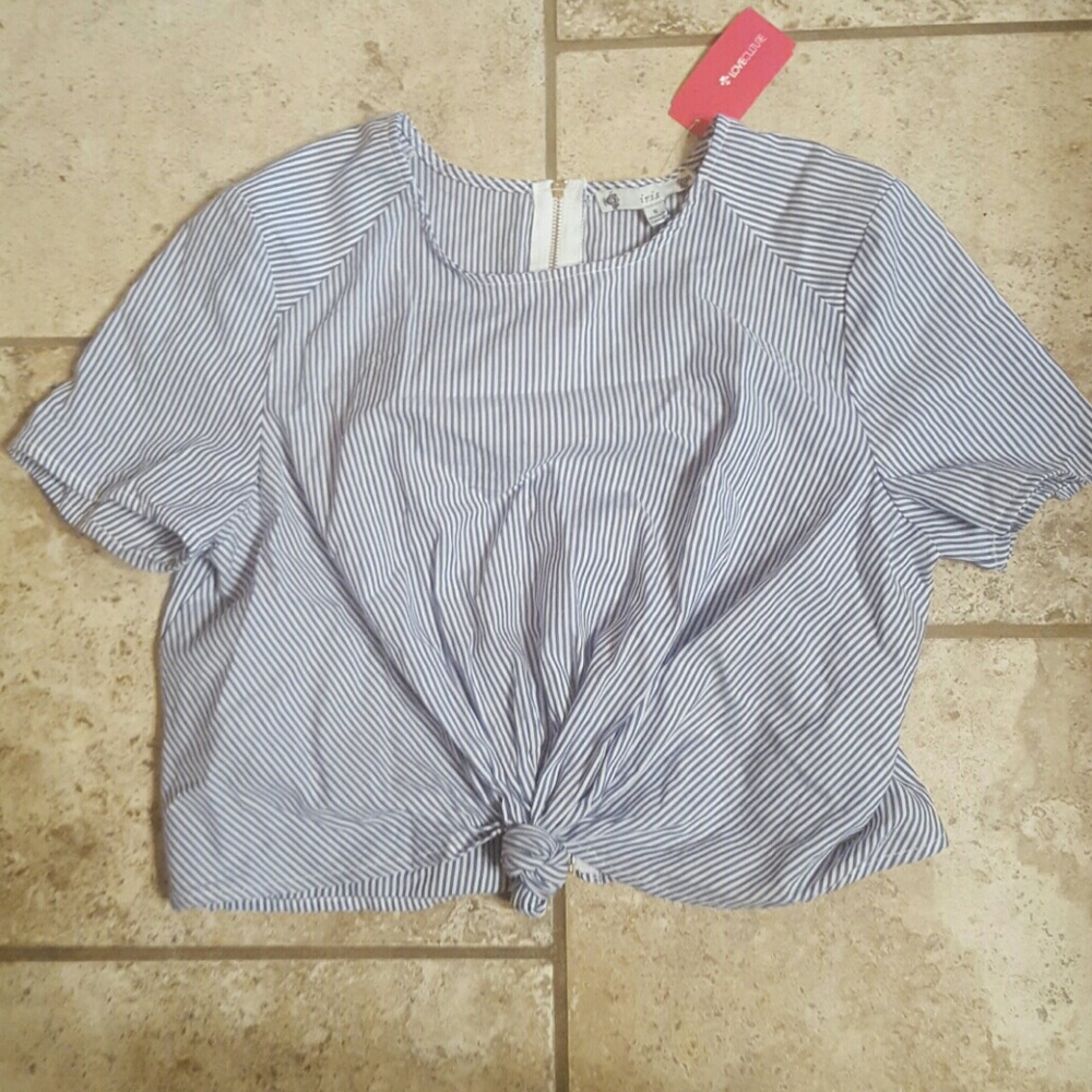 Crop top zip shirt