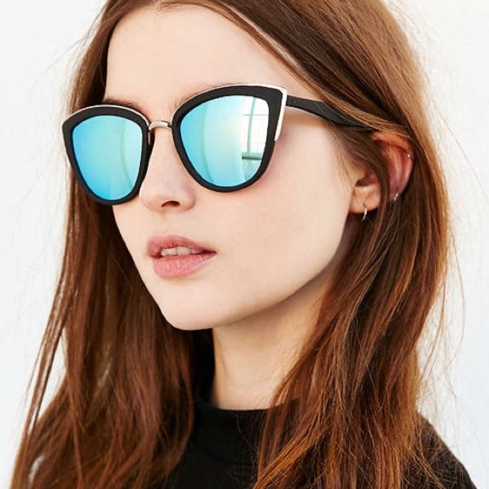 Quay shades