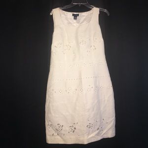 White eyelet summer dress! Lined
