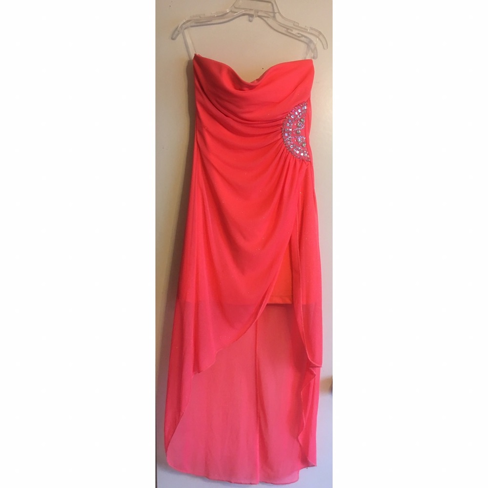 Formal dress! MEDIUM