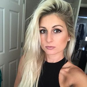 Meet your Posher, Jaclyn