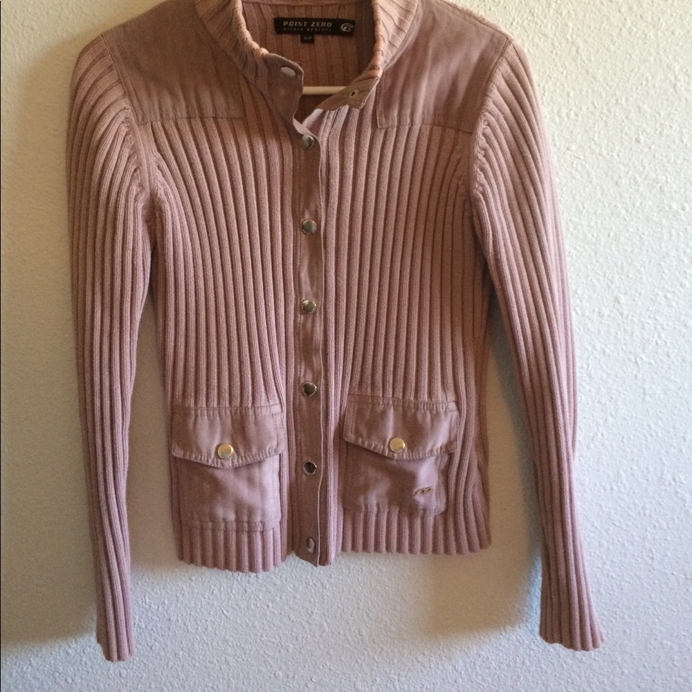 Long sleeve snap-up knit jacket w/ pockets