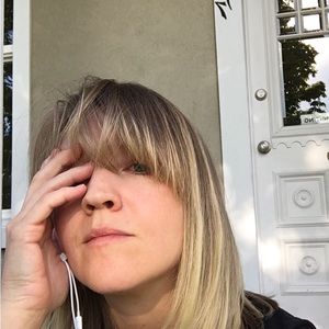 Meet your Posher, Nicole