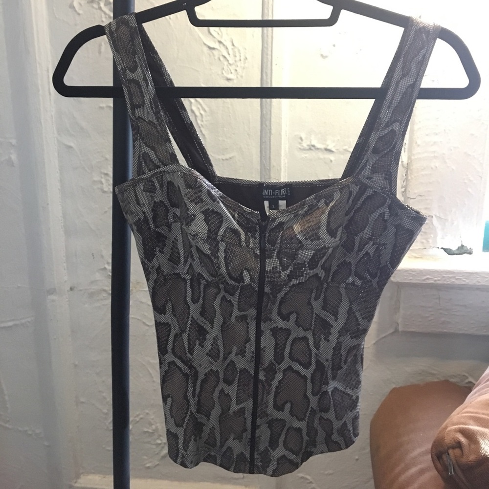 Beautiful cheetah print bustier made in France!!