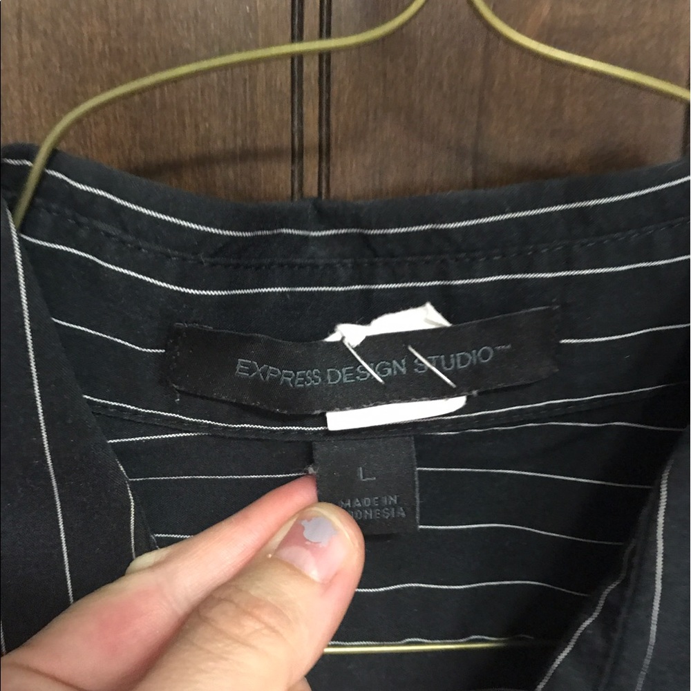 Button up blouse - Picture 2 of 3