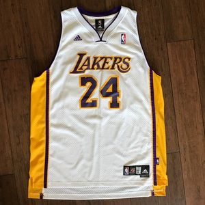 Lakers Bryant 24 Jersey Large