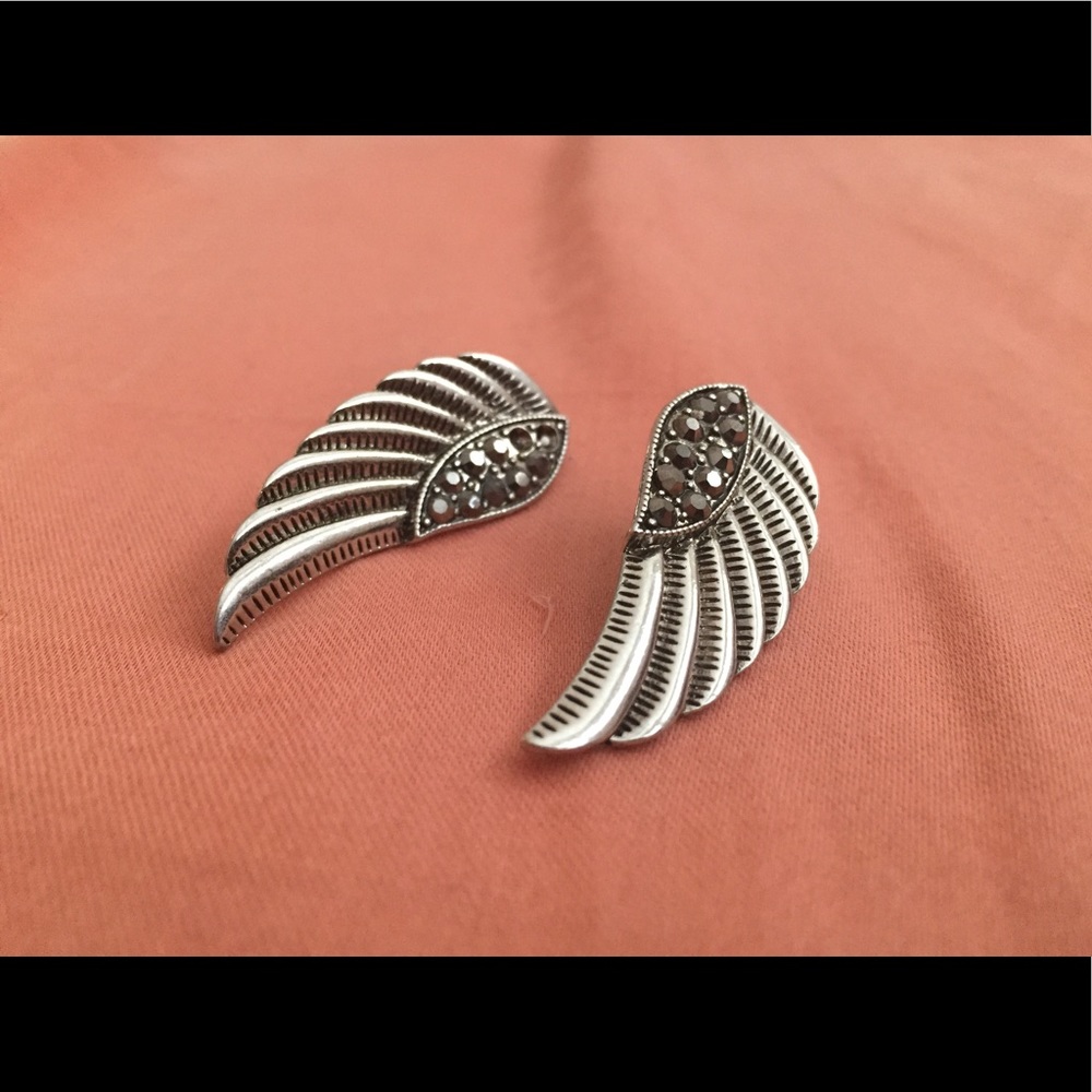 Wing gemstone earrings
