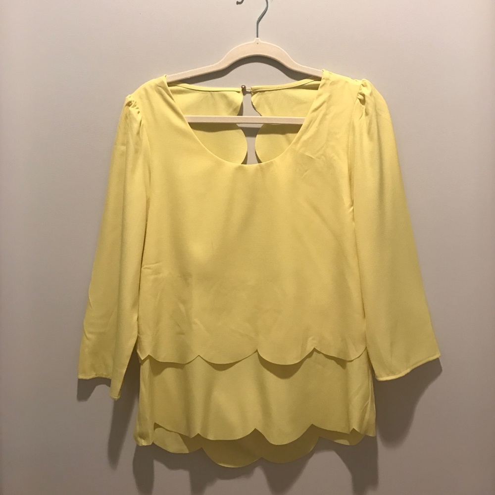 Adorable Yellow Boutique Top!