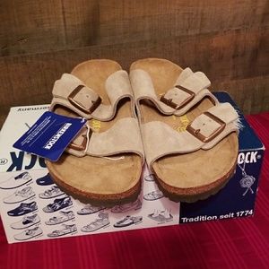 Birkenstock-Arizona Suede (Taupe)