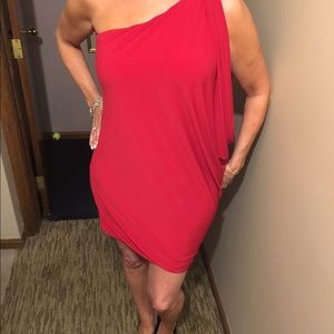 Red cache one shoulder dress! Cocktail