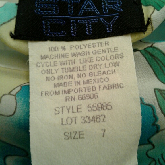 Ruffled flower skirt - Picture 4 of 4