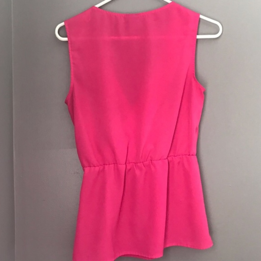 Pink top - Picture 2 of 3