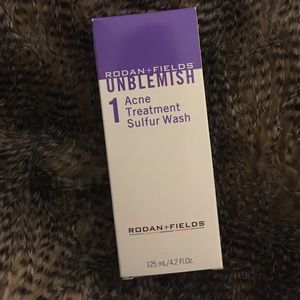 Today + Fields Unblemish Acne Treatment Wash