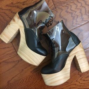Deandri Black and Clear Helga Shoes