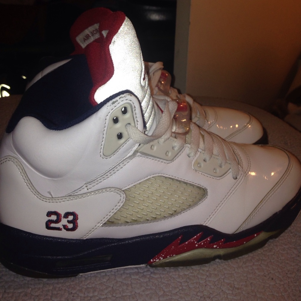 Air Jordan Retro 5 4th Of July Edition