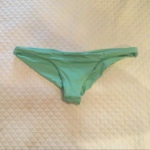 Vitamin A- Samba ruched back bottoms size: xs