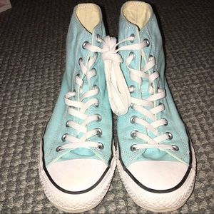 blue converse high tops 💎