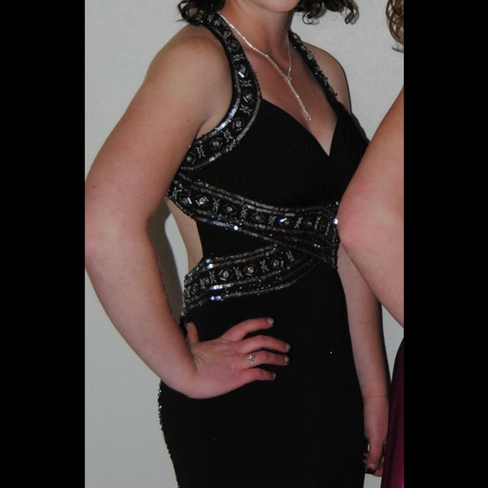 Black prom dress