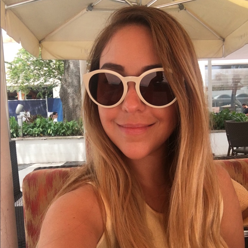 Meet your Posher, Melisa