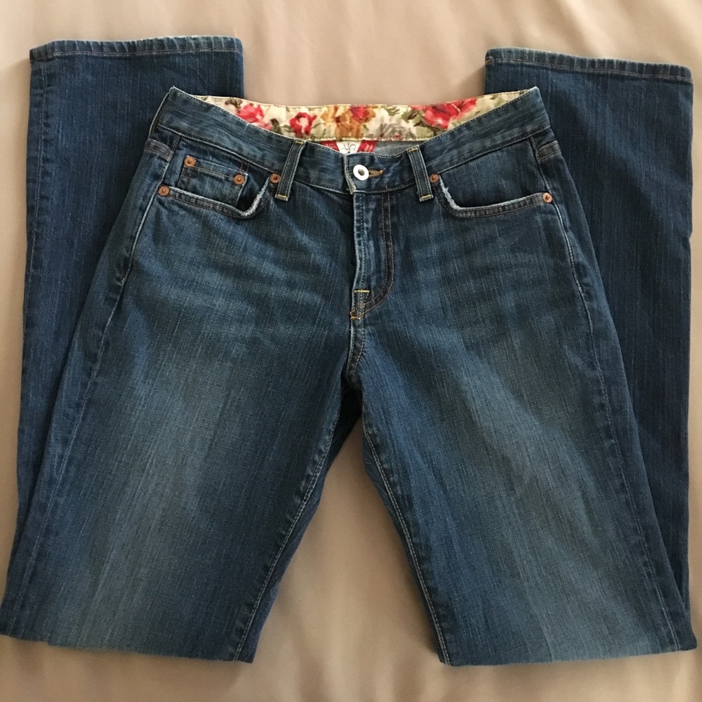 LucKy BrAnd JeAns 27 - Picture 4 of 13