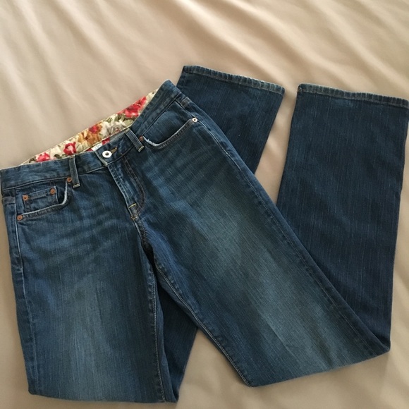 LucKy BrAnd JeAns 27 - Picture 7 of 13
