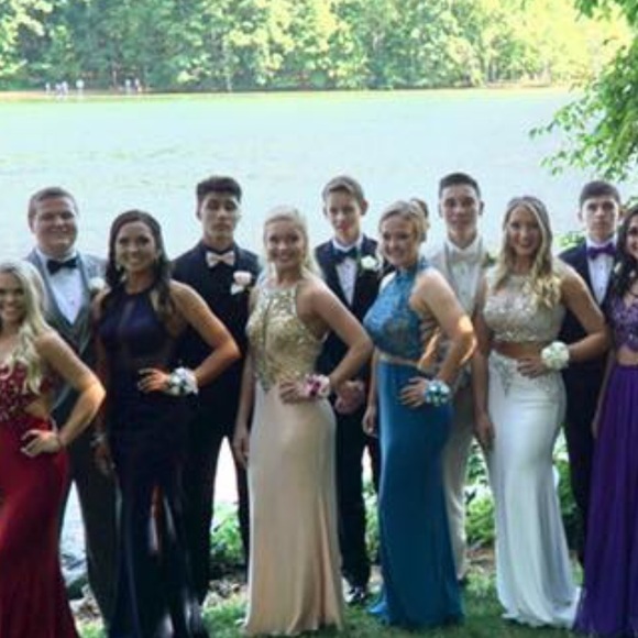 Blush/gold prom dress! - Picture 2 of 4