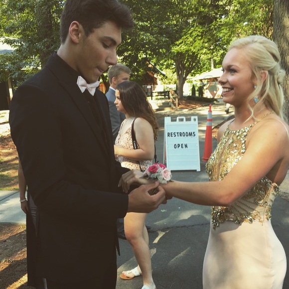 Blush/gold prom dress! - Picture 4 of 4