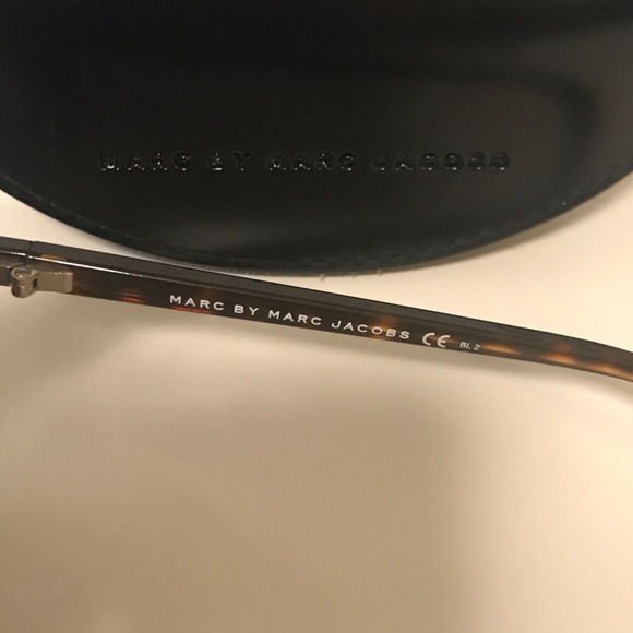 Marc by Marc Jacobs Sunglasses - Picture 3 of 4
