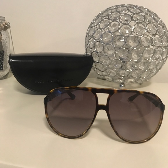 Marc by Marc Jacobs Sunglasses - Picture 4 of 4