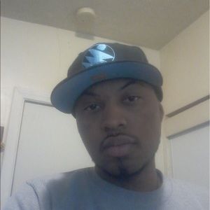 Meet your Posher, Troy