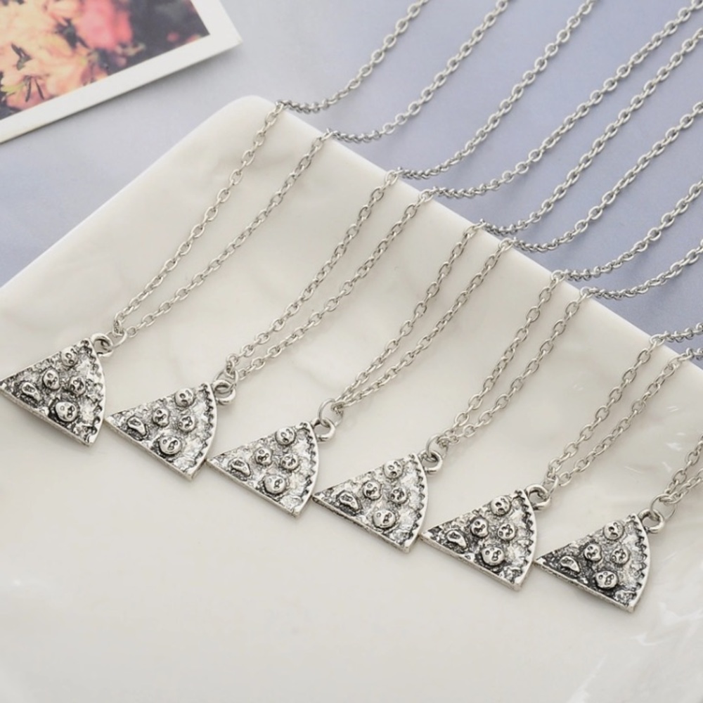 🍕 Pizza Dainty Pendant Necklace - Picture 2 of 4