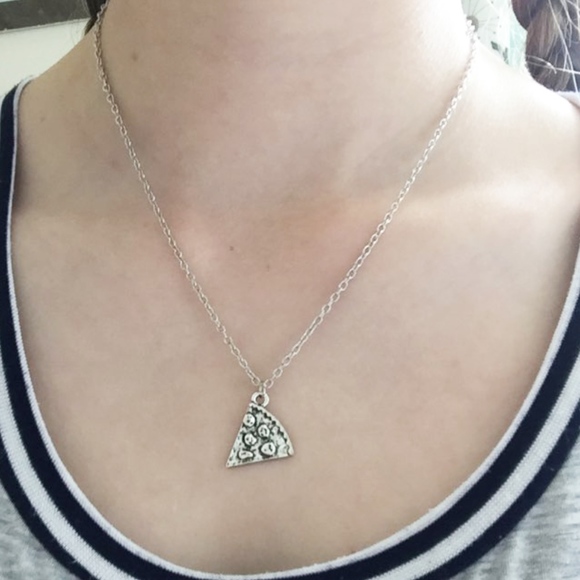 🍕 Pizza Dainty Pendant Necklace - Picture 4 of 4