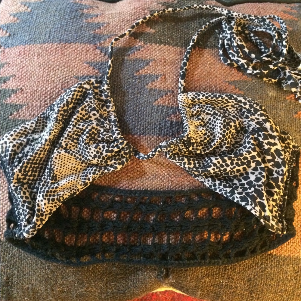 Acacia snake skin crochet top