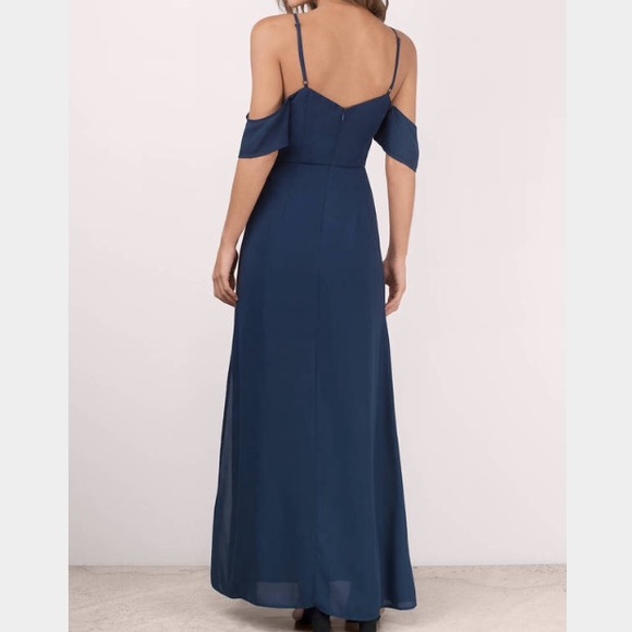 •Tobi• Romantic Off Shoulder Maxi Dress - Picture 2 of 3